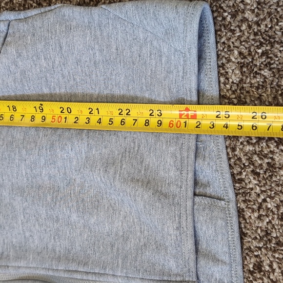 Gymshark gray Zip-Up Hoodie Size Medium - Picture 10 of 14